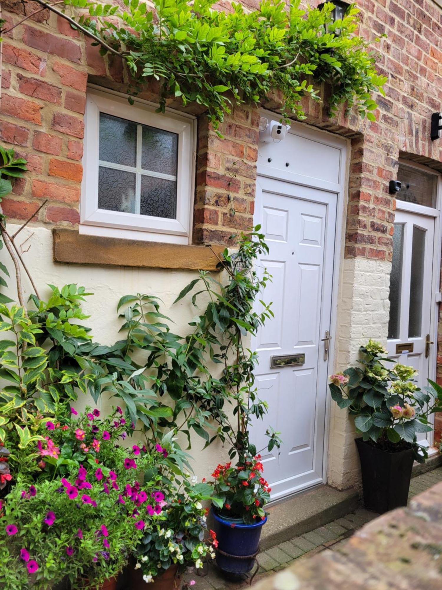 Apartamento Ingleside Mews Whitby Exterior foto